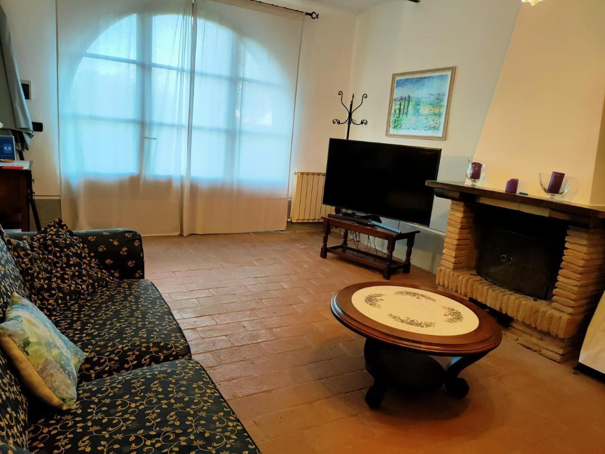 סרטאנו Borgo Fastelli - House In Historical Borgo In Tuscany - Susino מראה חיצוני תמונה